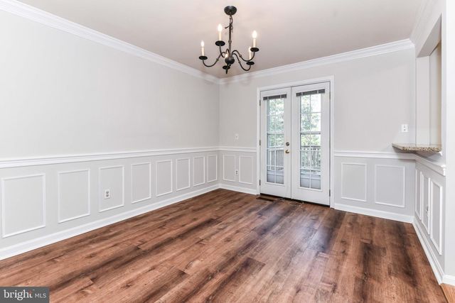 1207 BOND ST, Herndon, VA 20170