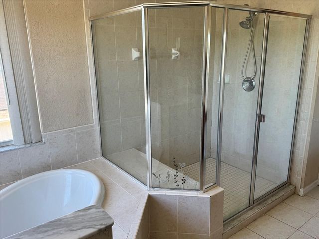 9023 PINEBREEZE DRIVE, Riverview, FL 33578