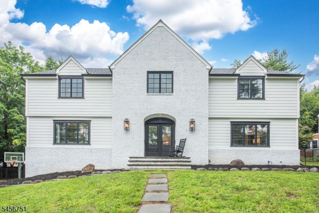 6 Lauri Dr, Florham Park Boro, NJ 07932 — photo 2