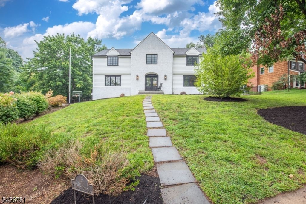 6 Lauri Dr, Florham Park Boro, NJ 07932 — photo 4