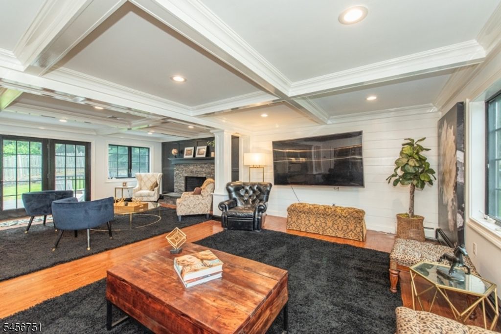 6 Lauri Dr, Florham Park Boro, NJ 07932 — photo 5