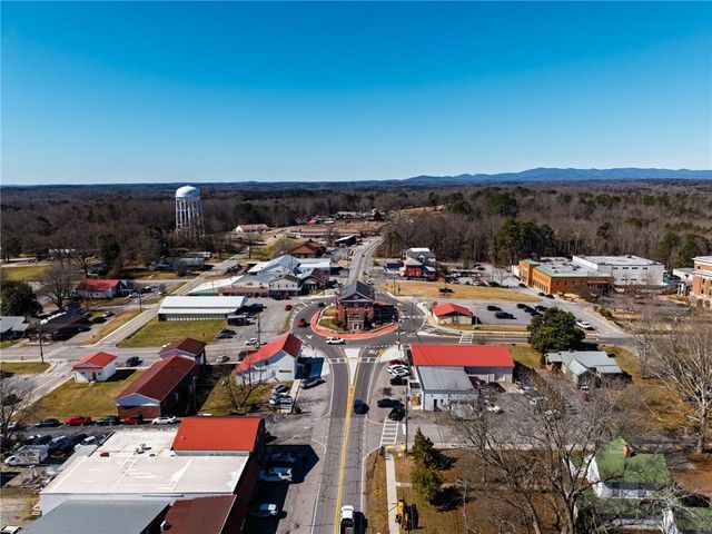 109 Richmond Drive, Dawsonville, GA 30534