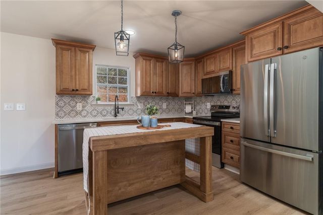 109 Richmond Drive, Dawsonville, GA 30534