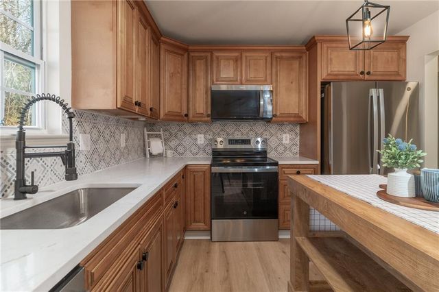 109 Richmond Drive, Dawsonville, GA 30534