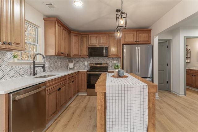 109 Richmond Drive, Dawsonville, GA 30534