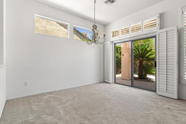 37232 Pineknoll Avenue, Palm Desert, CA 92211