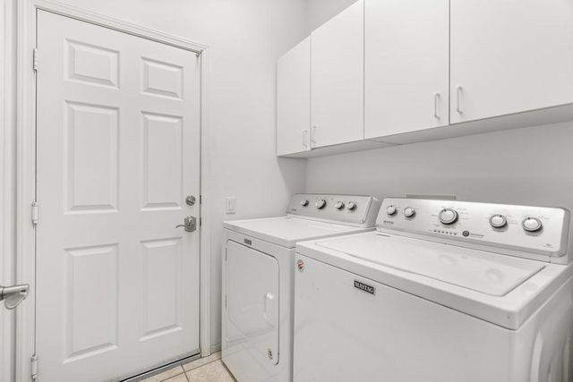 37232 Pineknoll Avenue, Palm Desert, CA 92211