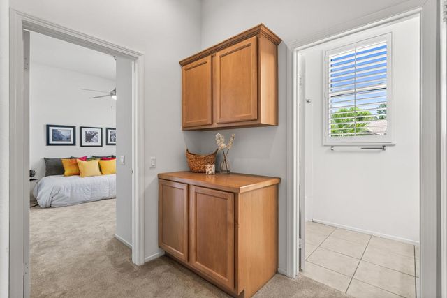 37232 Pineknoll Avenue, Palm Desert, CA 92211