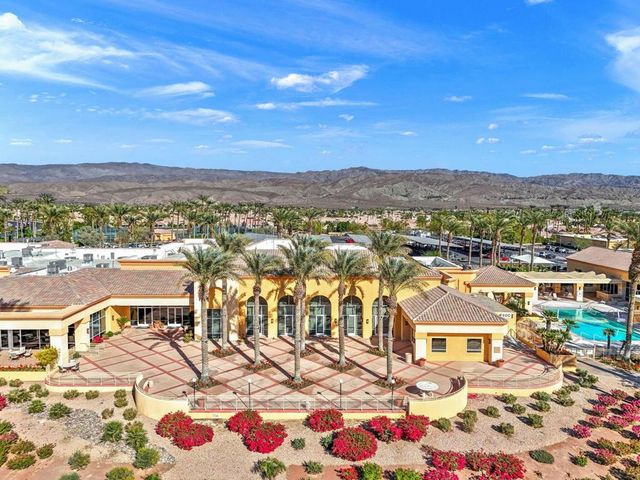 37232 Pineknoll Avenue, Palm Desert, CA 92211