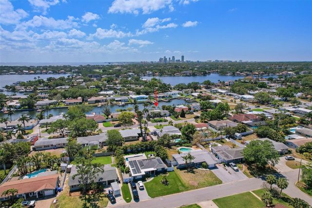 1112 38TH AVENUE NE, St Petersburg, FL 33704