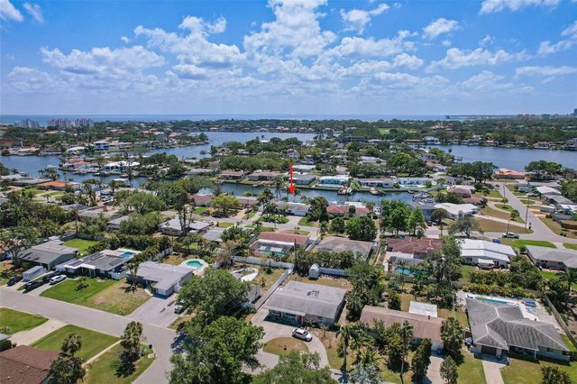 1112 38TH AVENUE NE, St Petersburg, FL 33704