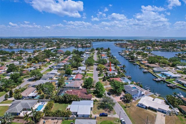 1112 38TH AVENUE NE, St Petersburg, FL 33704