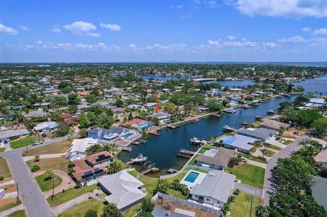 1112 38TH AVENUE NE, St Petersburg, FL 33704