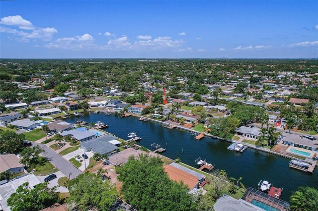 1112 38TH AVENUE NE, St Petersburg, FL 33704