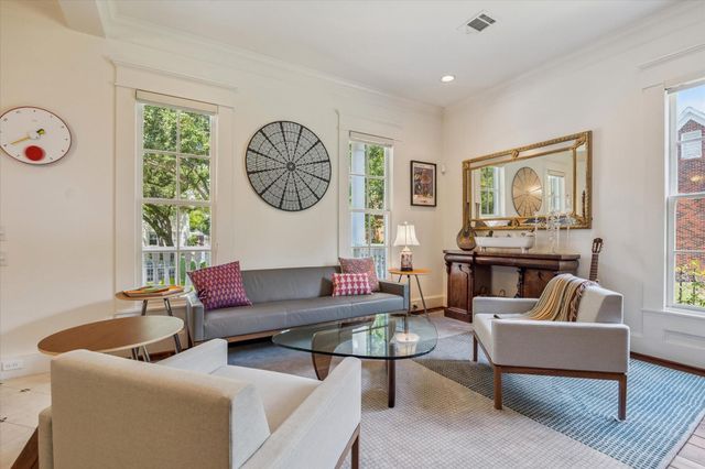 1819 Banks Street, Houston, TX 77098