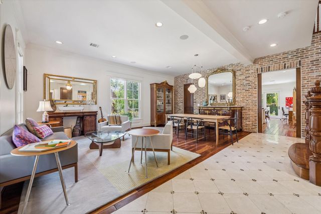 1819 Banks Street, Houston, TX 77098