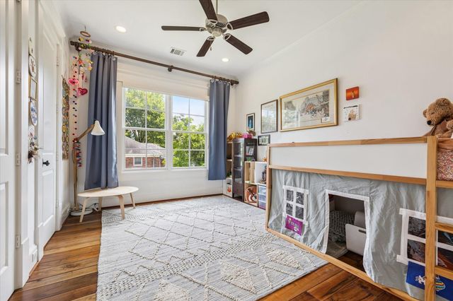 1819 Banks Street, Houston, TX 77098