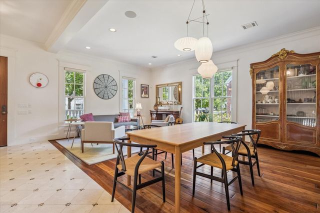 1819 Banks Street, Houston, TX 77098