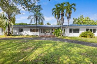 7150 SW 77th Pl, Miami, FL 33143