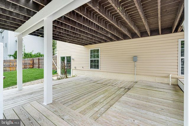 3023 WILDFLOWER DR, La Plata, MD 20646