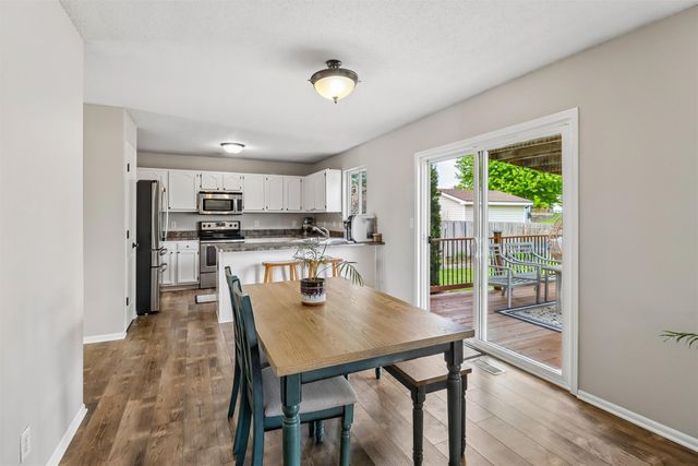 2915 SW Glenbrooke Boulevard, Ankeny, IA 50023