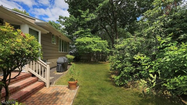 2650 Mountain Ave, Scotch Plains Twp., NJ 07076