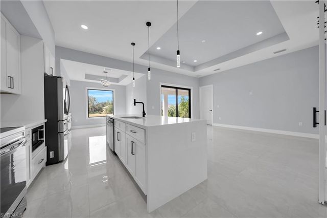 2706 30th ST SW, Lehigh Acres, FL 33976