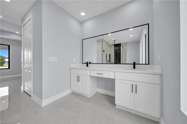 2706 30th ST SW, Lehigh Acres, FL 33976