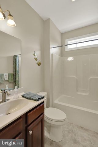 295 COPPER BEECH LN, Womelsdorf, PA 19567