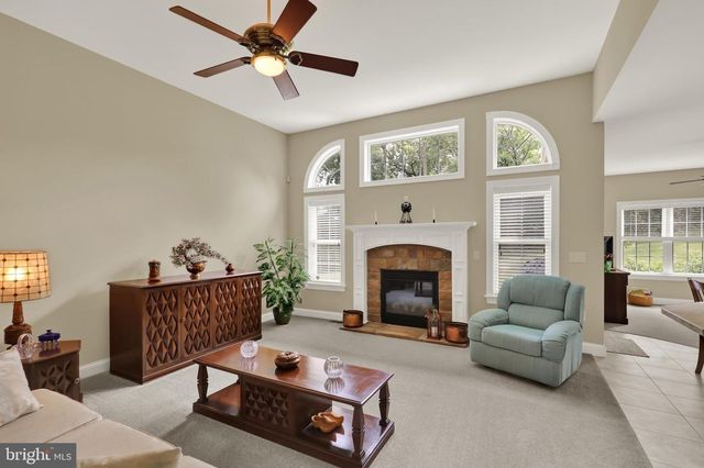 295 COPPER BEECH LN, Womelsdorf, PA 19567