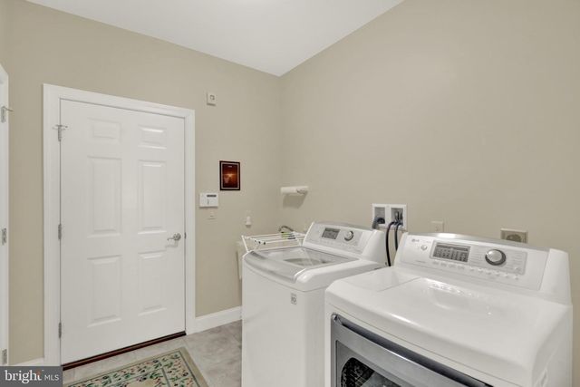 295 COPPER BEECH LN, Womelsdorf, PA 19567