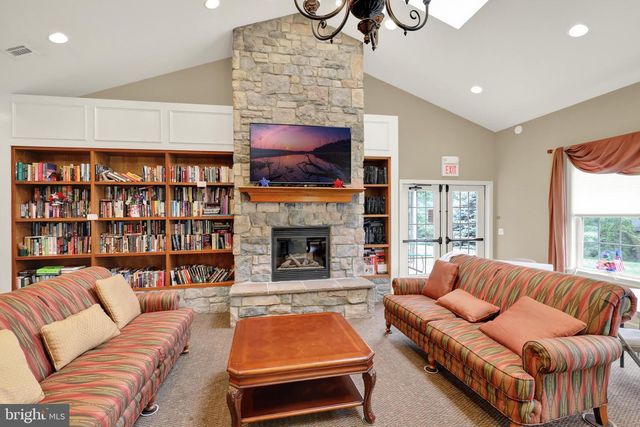 295 COPPER BEECH LN, Womelsdorf, PA 19567