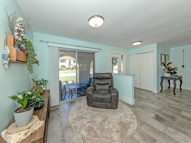 511 RUBENS DRIVE 511, Nokomis, FL 34275