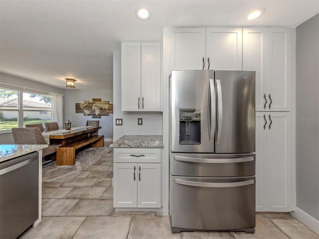 511 RUBENS DRIVE 511, Nokomis, FL 34275