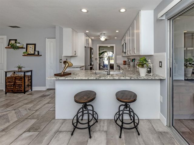 511 RUBENS DRIVE 511, Nokomis, FL 34275