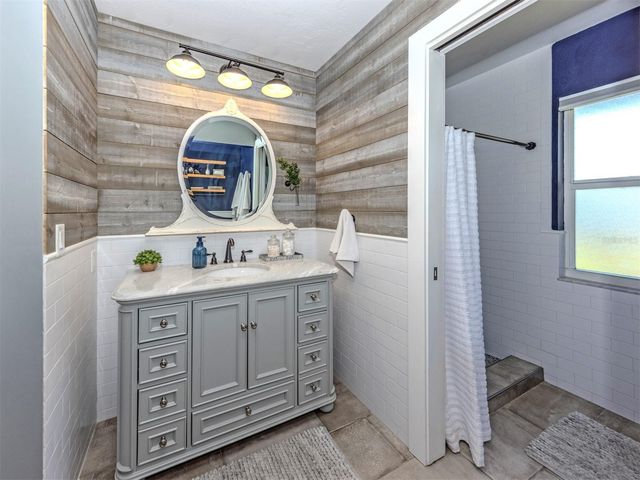 511 RUBENS DRIVE 511, Nokomis, FL 34275