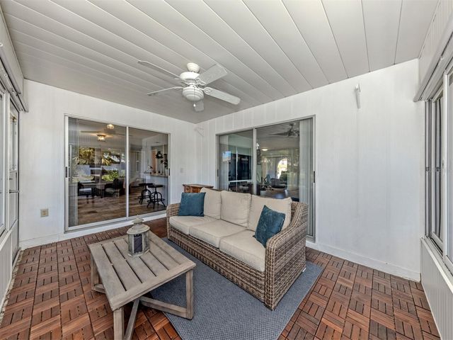 511 RUBENS DRIVE 511, Nokomis, FL 34275