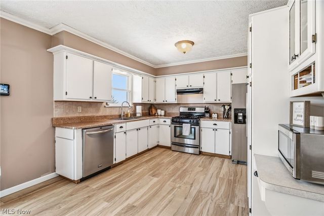 2858 Lombardi Avenue SW, Canton, OH 44706