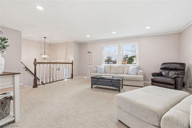 2858 Lombardi Avenue SW, Canton, OH 44706