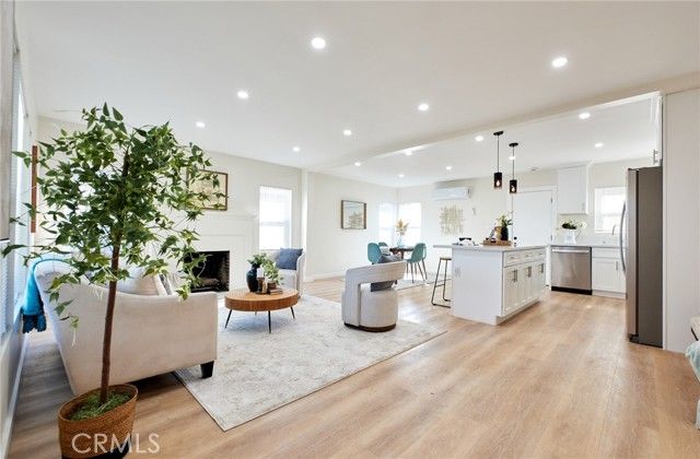 246 Doris, Oxnard, CA 93030