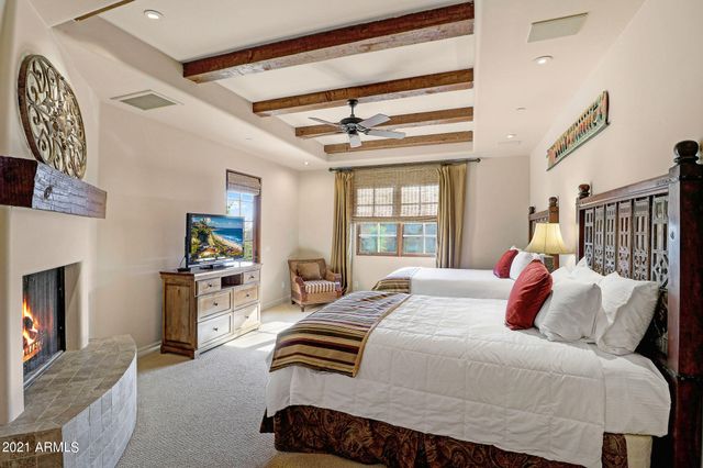 27440 N ALMA SCHOOL Parkway 116, Scottsdale, AZ 85262