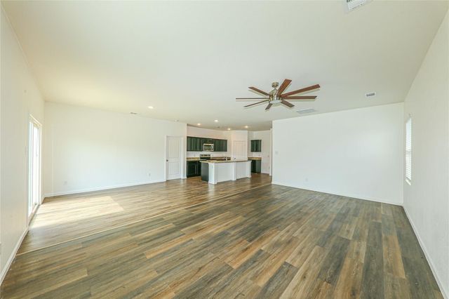 746 Wilshire Drive, Lavon, TX 75166