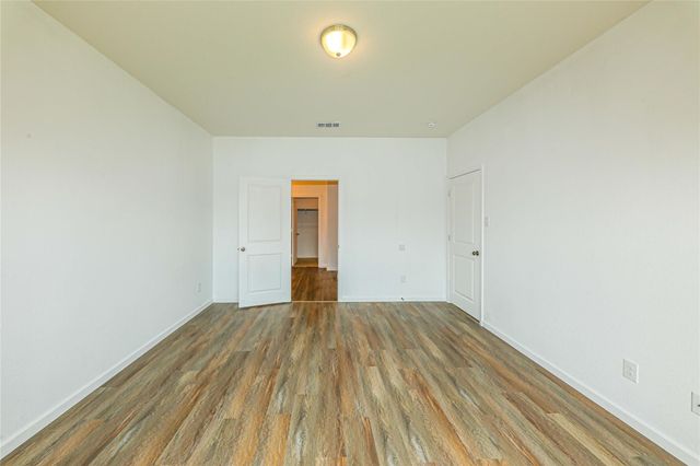 746 Wilshire Drive, Lavon, TX 75166