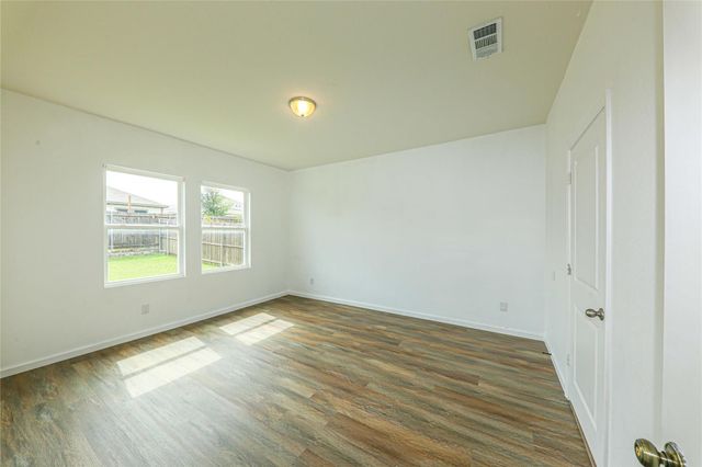 746 Wilshire Drive, Lavon, TX 75166