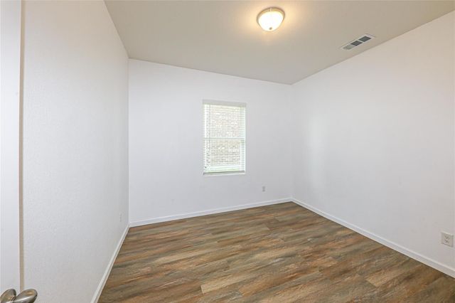 746 Wilshire Drive, Lavon, TX 75166
