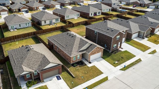 746 Wilshire Drive, Lavon, TX 75166