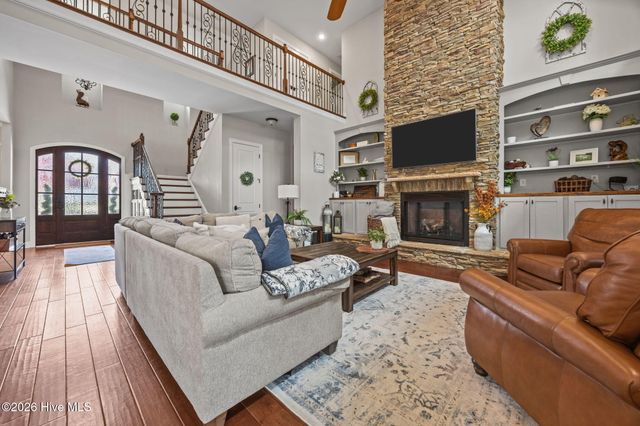 290 Legacy Lakes Way, Aberdeen, NC 28315