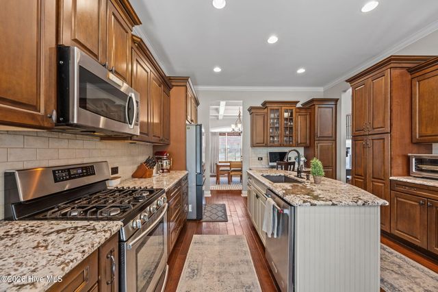 290 Legacy Lakes Way, Aberdeen, NC 28315