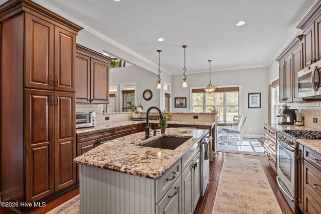 290 Legacy Lakes Way, Aberdeen, NC 28315