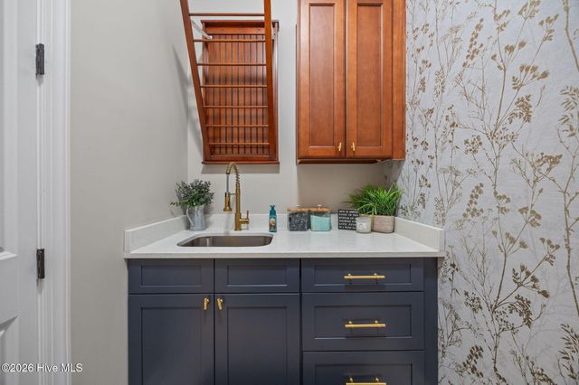 290 Legacy Lakes Way, Aberdeen, NC 28315